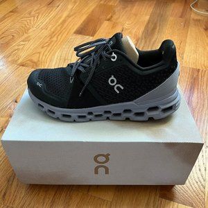 ON Cloudstratus Running Shoes